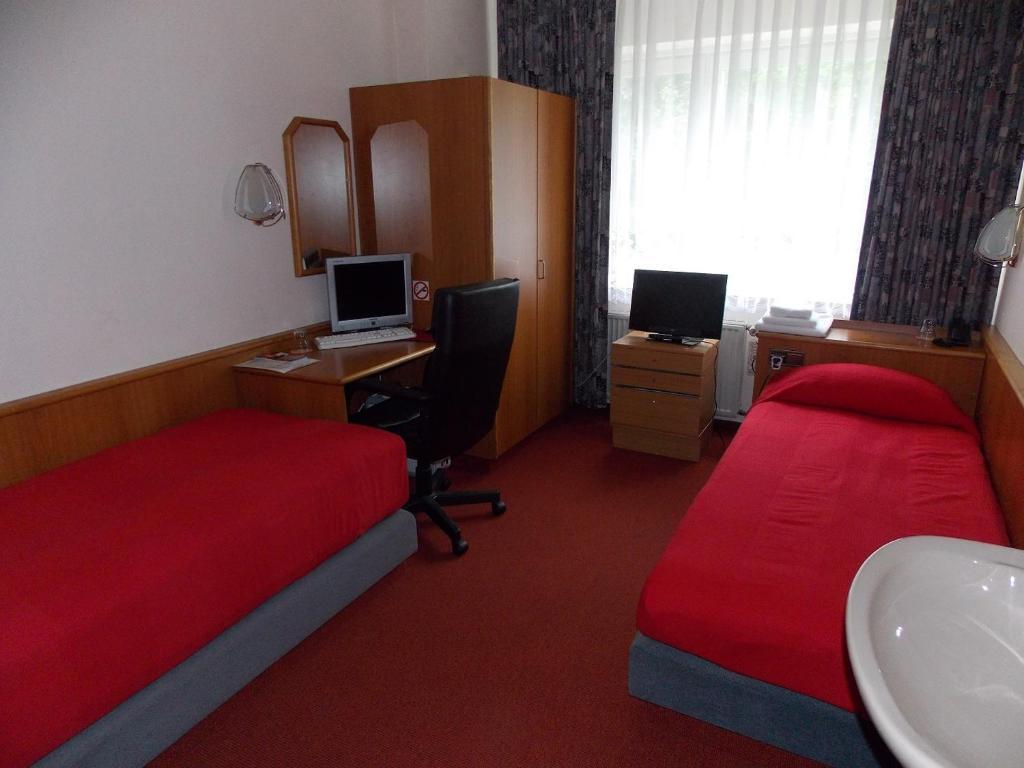 Miles Hotel ברלין חדר תמונה